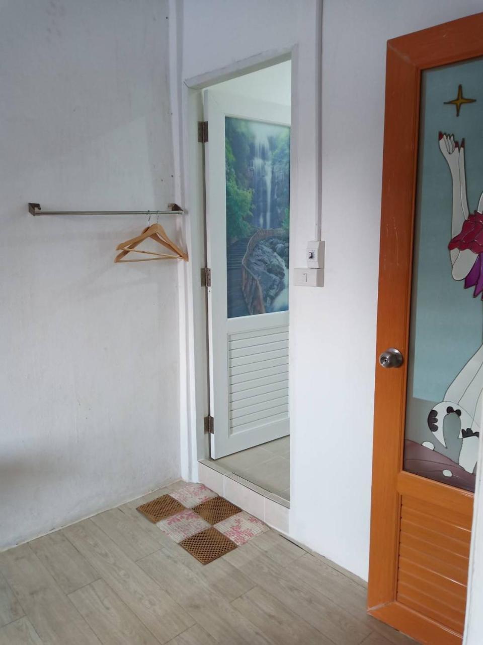D House Hostel Бангкок Екстер'єр фото