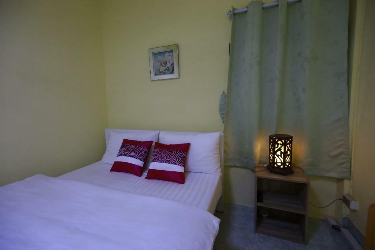 D House Hostel Бангкок Екстер'єр фото
